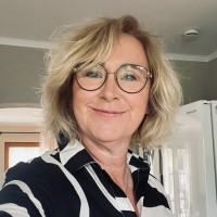 Sylvia Mayer's profile photo