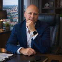 Erikas Nasyrovas Email