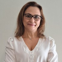 Vetor Editora Employee Gláucia Bovo's profile photo