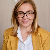 yellowE Employee Sandrine Landsmann's profile photo