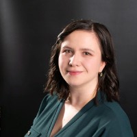 Krisztina Szabó Email