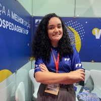 Andréia Menezes Email
