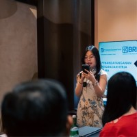 Widya Veronica Email