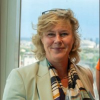 Lea van Cingelshouck Email