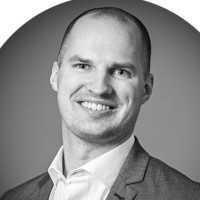 Value & Friends Employee Simon West's profile photo