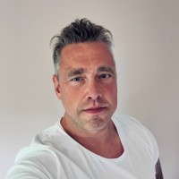Lars Aakeberg Email