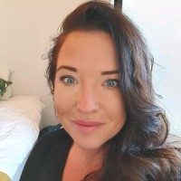 Supporting Futures Consulting Employee Ria Smith's profile photo