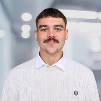 Finn Blundell Email