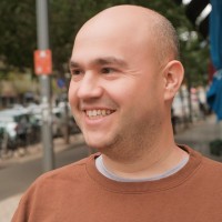 E-mail e número de telefone de Yarden Sachs