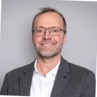 Hendrik van Es Email & Phone Number