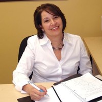 Iris Thomas Email & Phone Number