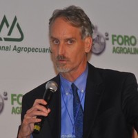 Small Planet Institute Employee Timothy Wise's profile photo