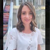 Lisa Schröder Email