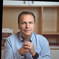 Rafal Janik Email
