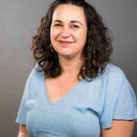 Jeslin Shahrezaei Email