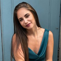 Carla Sangrá Email