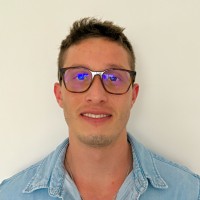 Moisés Muñoz Email