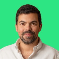 WOO App Employee Carlos Almeida's profile photo