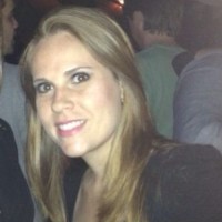 Thais Molaro Email & Phone Number