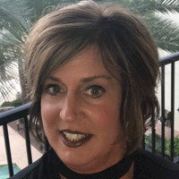 Dot Foods Employee Becky Reynolds's profile photo