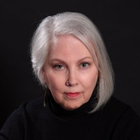 Elle Dooley