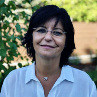 Dana Rušinová Email