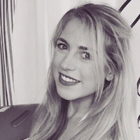 Mr & Mrs Smith Employee Louisa Morris's profile photo