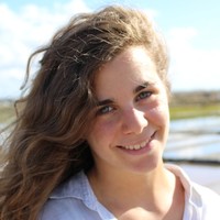 Francisca Pinto Email