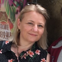 Catherine Mills Email