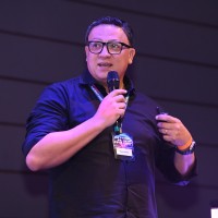 Daniel Passos Email