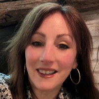 Pip Hallewell Email & Phone Number