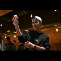 iLusso Employee En Chen's profile photo