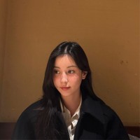 Chloe Lee Email & Phone Number