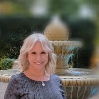 Joan Edwards
