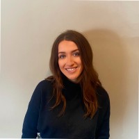 12 Creative Employee Sara Halcro's profile photo