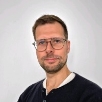 Ferdi van der Kamp Email