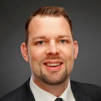 Sebastian Auer Email