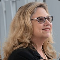 Email e telefono di Paula MacLay