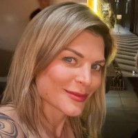 Mighty Employee Elizabeth Benion's profile photo