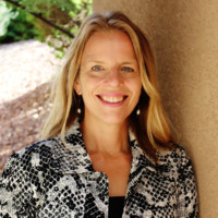 Jennifer Jennings Email & Phone Number