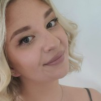Supreme Lighting Employee Veronika Luna's profile photo