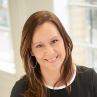 Sunriver Realty Employee Kristin Long's profile photo