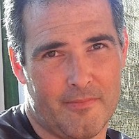 Tomás García Pascua Email