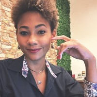 Thatianne França Email