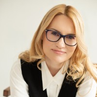 Mariola S. Email