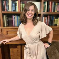 Taylor Hogan Email & Phone Number