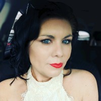 Easy Weddings Employee Rebecca Piper's profile photo