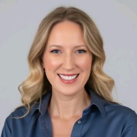 Essential Growth Properties Employee Lisa Cole's profile photo