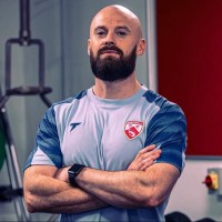 Ian Hutton Email