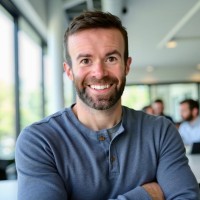 The Knot Worldwide Employee Joshua King's profile photo